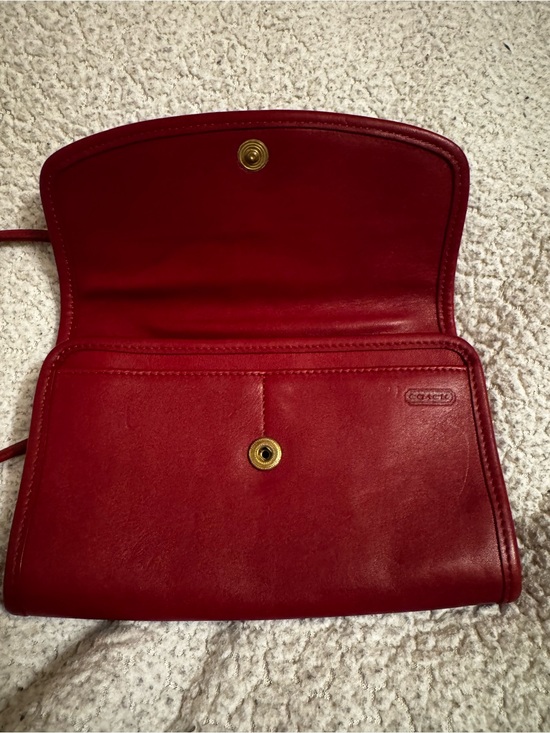 Vintage coach 4873 envelope swing Red